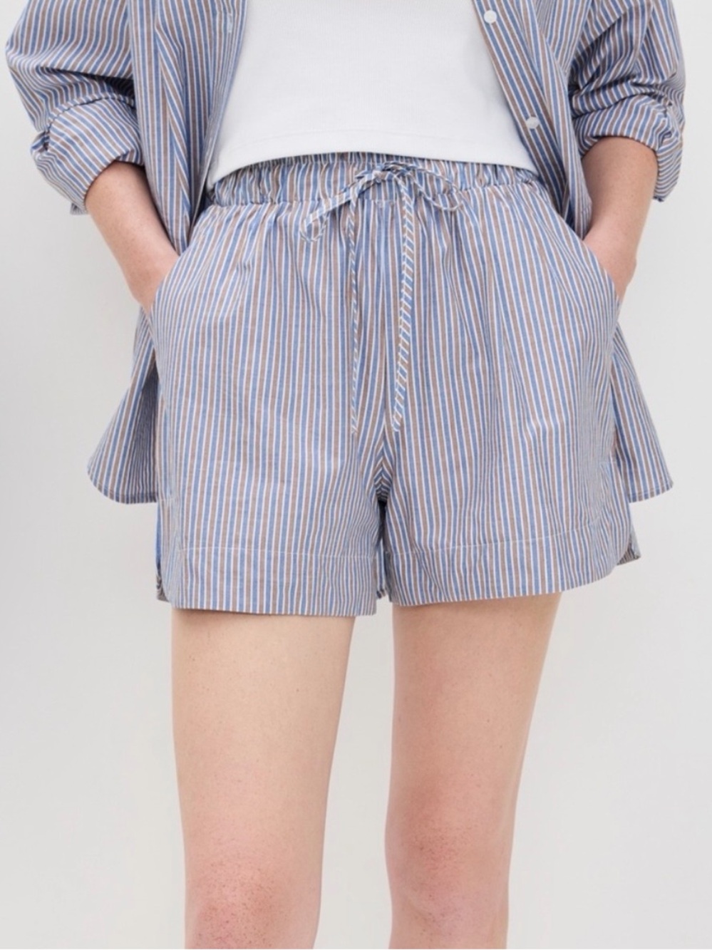 Little Lies Striped Blue and Tan Cotton Shorts size Small